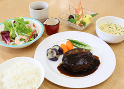 夕食